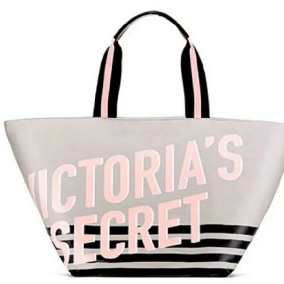 VICTORIA'S SECRET Weekender Tote - Picture 1 of 1